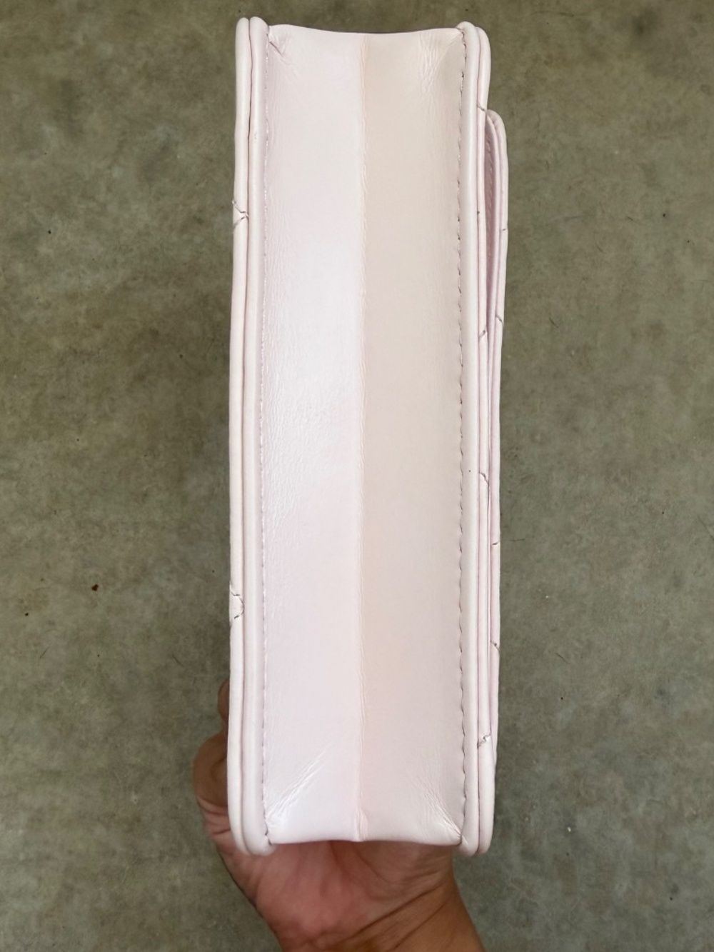 Tory Burch Mini Kira Diamond Quilt Top Handle Chain Wallet - Picture 4 of 8